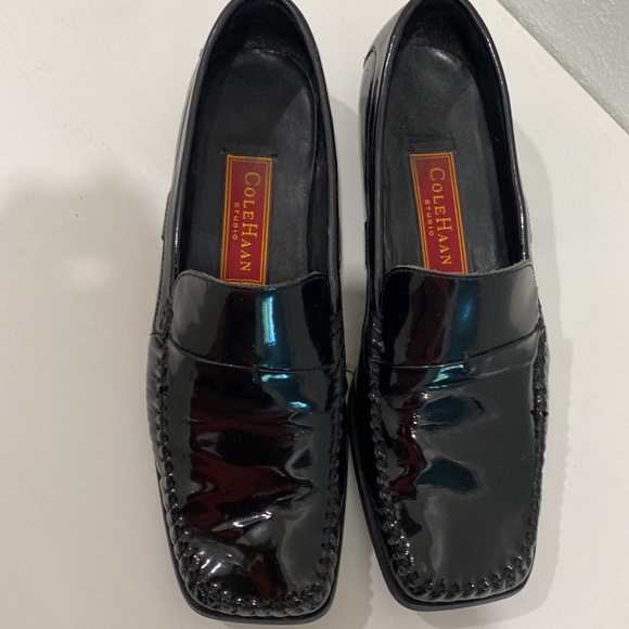 Cole Haan Patent Leather Black Loafer | Size 7.5 made in Brazil - Picture 6 of 11